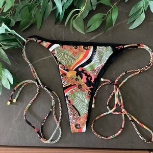 New Sommer Swim Milla side tie bikini bottom Bahamas print L